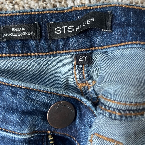 STS Blue Jeans - Picture 2 of 4